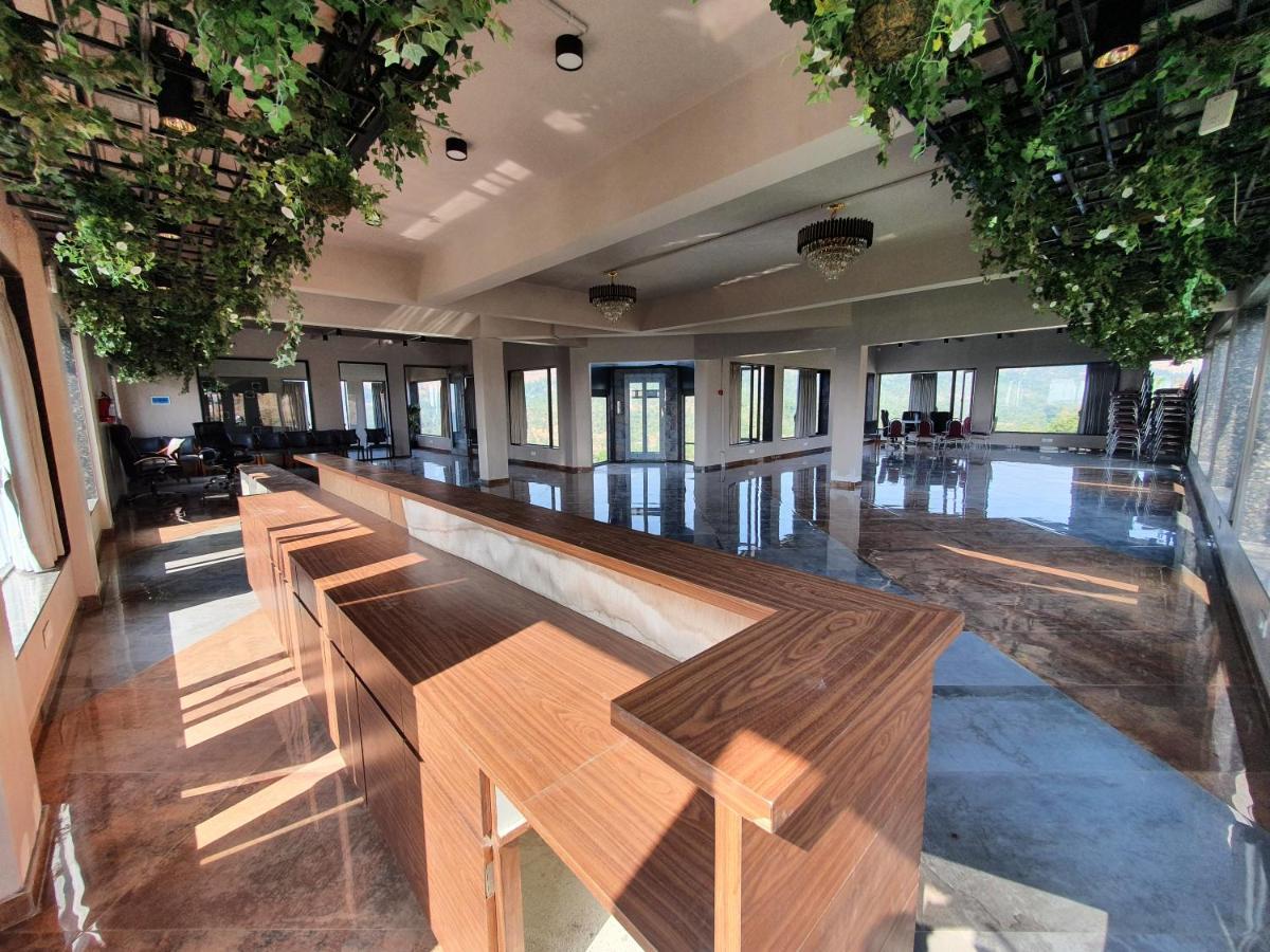 Paraiso Resort & Club Igatpuri Exterior photo